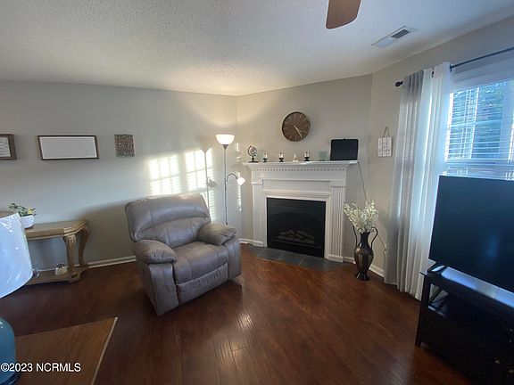 4th image of 2112 Flagstone Court #C-11