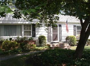 12 Beechwood Ter, Matawan, NJ 07747