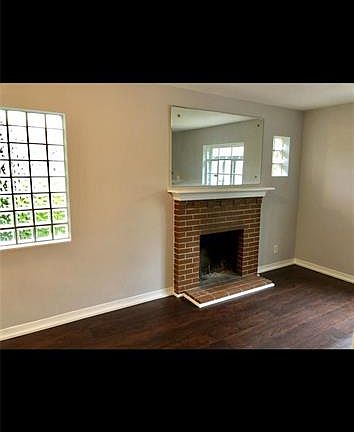 4th image of 1943 Park Ln