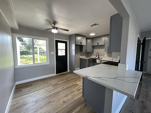 4th image of 10190 Bel Air Ave