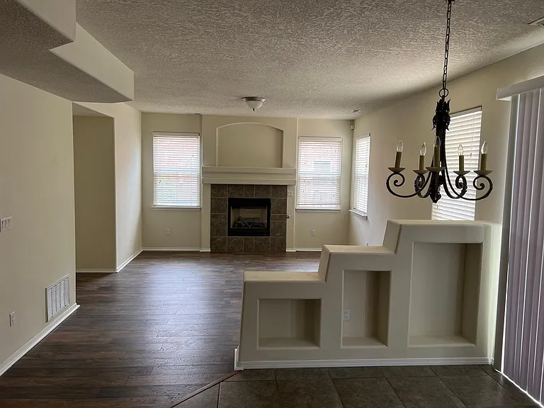2736 Corte Marbella SE — Photo 11