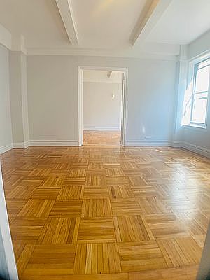 3rd image of 128 Fort Washington Ave APT 9K