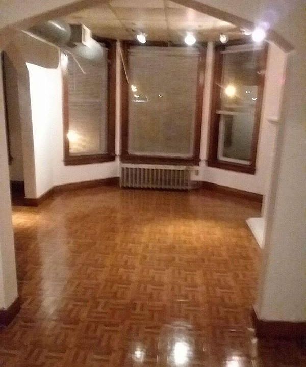 1st image of 3900 W Flournoy St #2