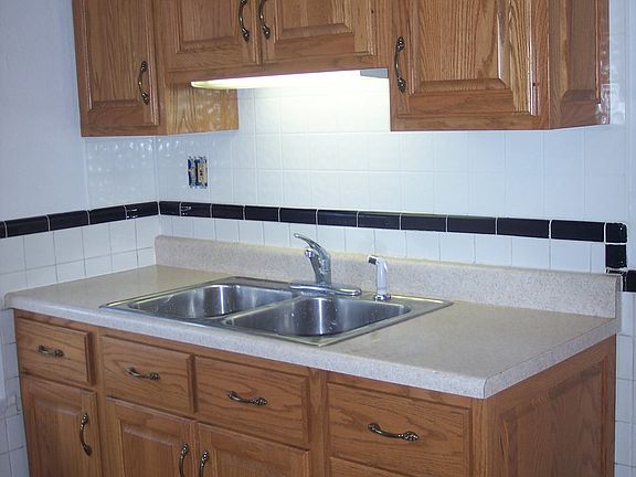 4th image of 3533 Saint Luke Ln