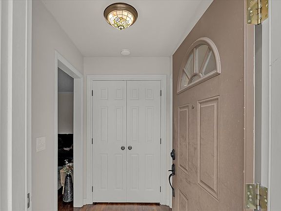3rd image of 6726 E 28th St