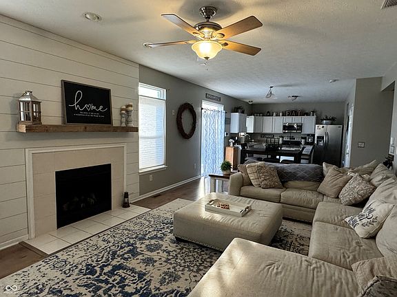 4th image of 7436 Mosaic Dr
