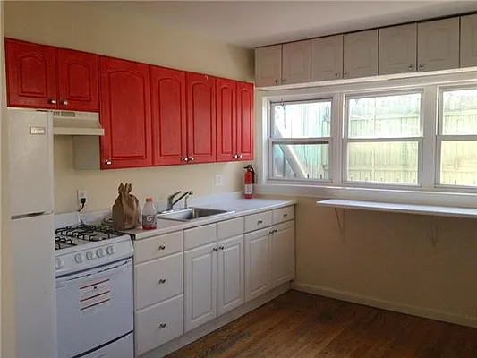 Rented by Avenue Sotheby's International Realty | media 17