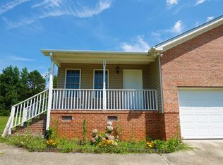 129 River Oaks Cir, Piedmont, SC 29673