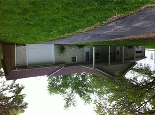 4305 NW 52nd St, Kansas City, MO 64151