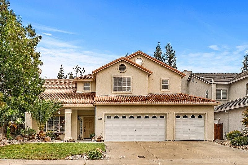 2nd image of 3119 Joshua Tree Cir