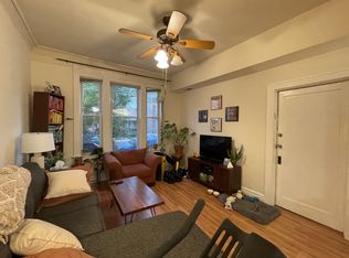 3052 W George St #1, Chicago, IL 60618