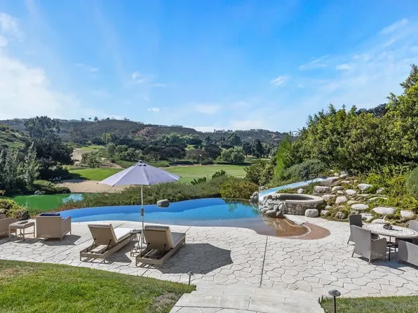 6185 Clubhouse Dr, Rancho Santa Fe, CA 92067