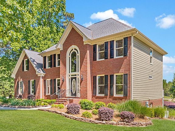 2nd image of 1806 Dorminey Ct