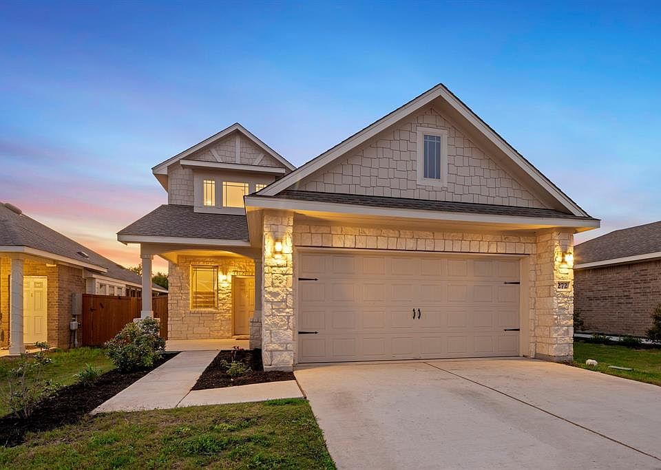1st image of 272 Pelican Bay Cir