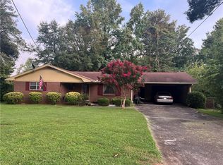 1731 Seayes Rd, Austell, GA 30106