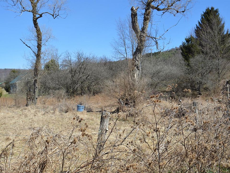2nd image of 512 County Highway 4
