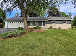 W225N8303 Longview DRIVE, Lisbon, WI 53089