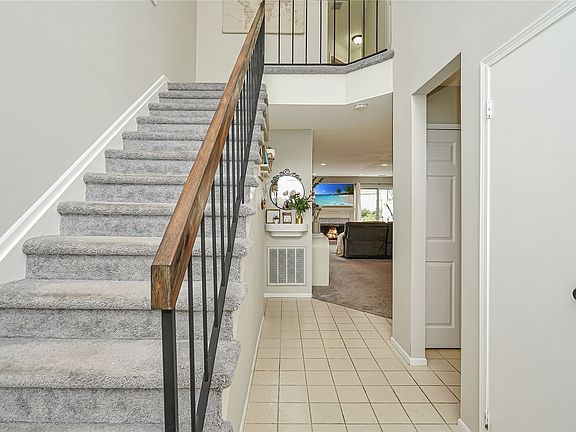 5th image of 129 Fairfield Dr #129