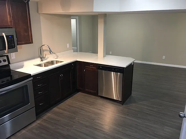 Mayonohk Basement Suite — Photo 4