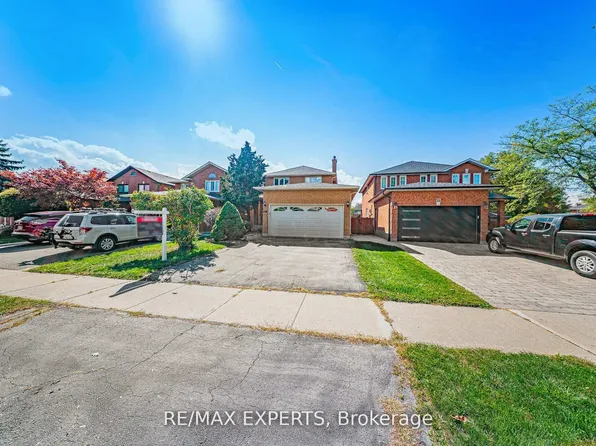 47 Velvet Cres, Vaughan, ON L4L 5E8