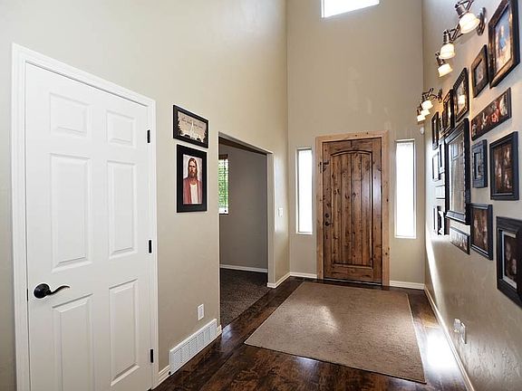 3rd image of 11199 S Tippecanoe Way
