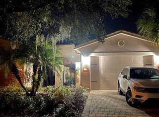 2453 Palm Tree Dr, Poinciana, FL 34759