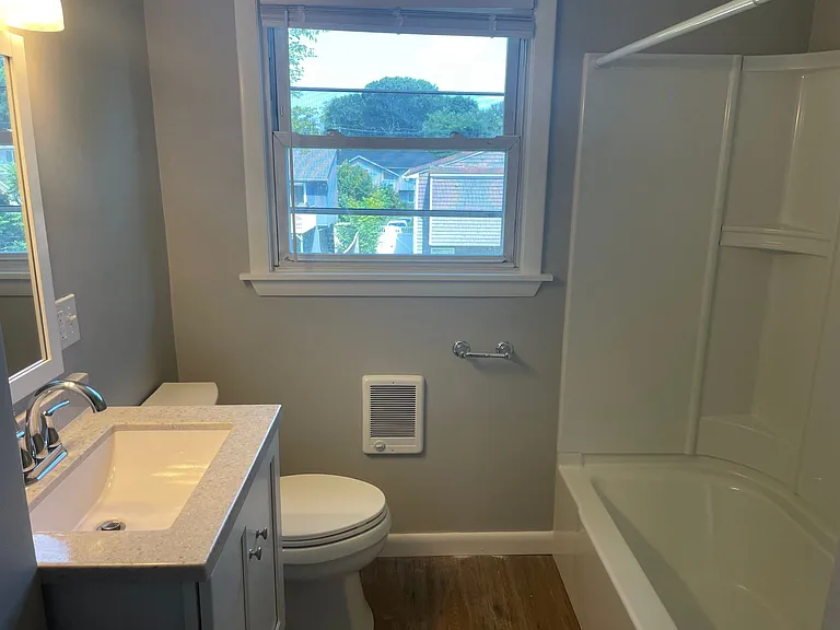 31 Studley Ave — Photo 12