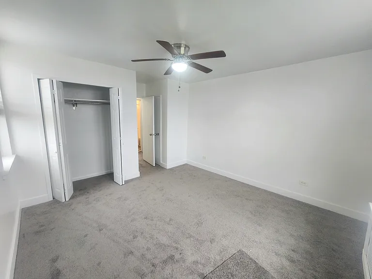 5022 40th St #5E — Photo 6