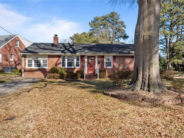210 Edgewood Rd, Portsmouth, VA 23701