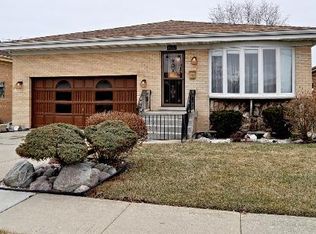 9807 N Greenwood Ave, Niles, IL 60714