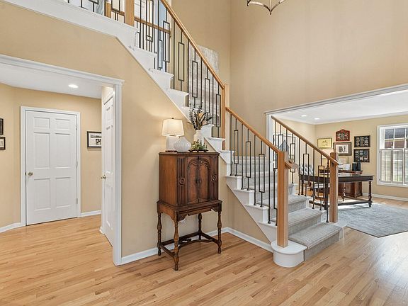 4th image of 7354 Oak Shore Dr
