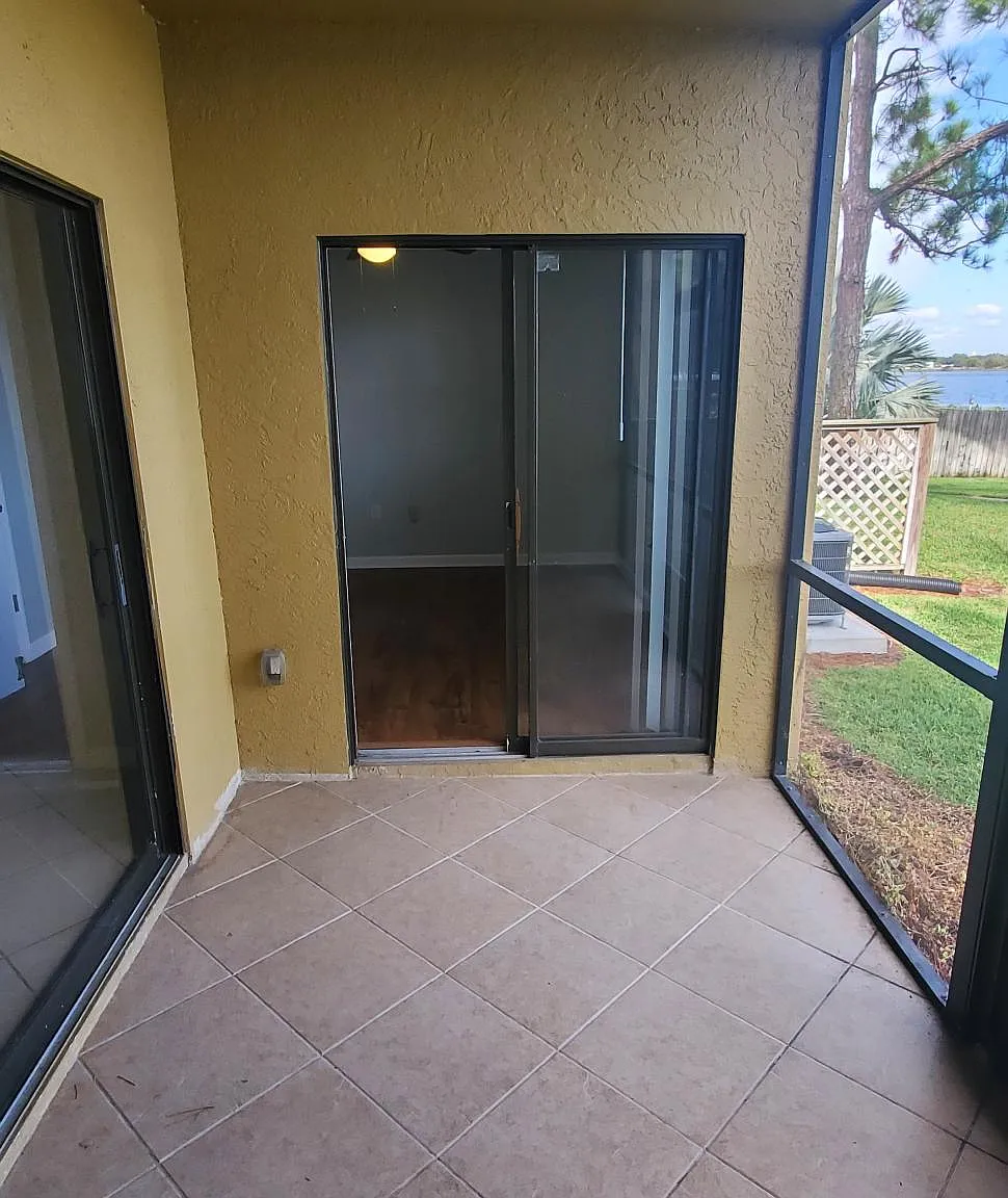 10101 Sailwinds Blvd S — Photo 1