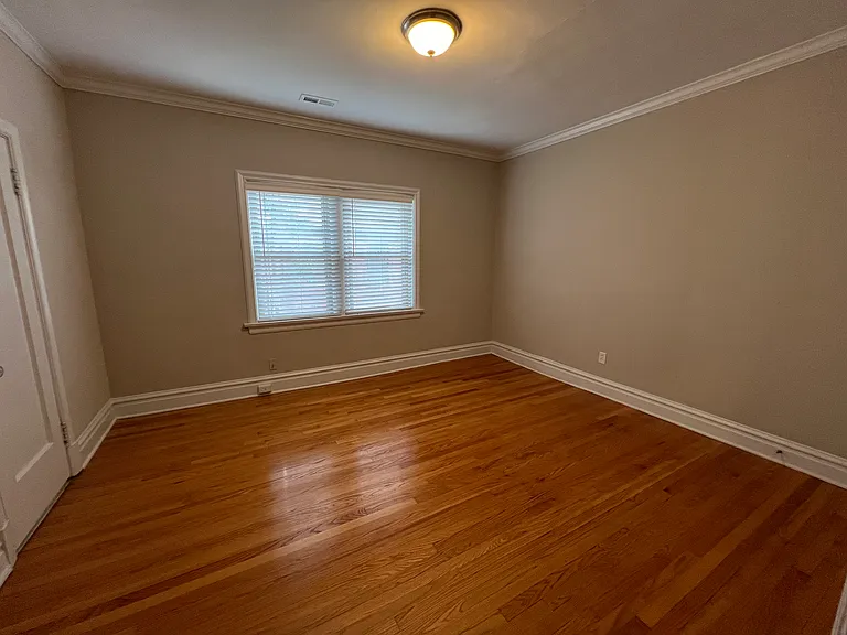 7311 Pershing Ave #1E — Photo 13