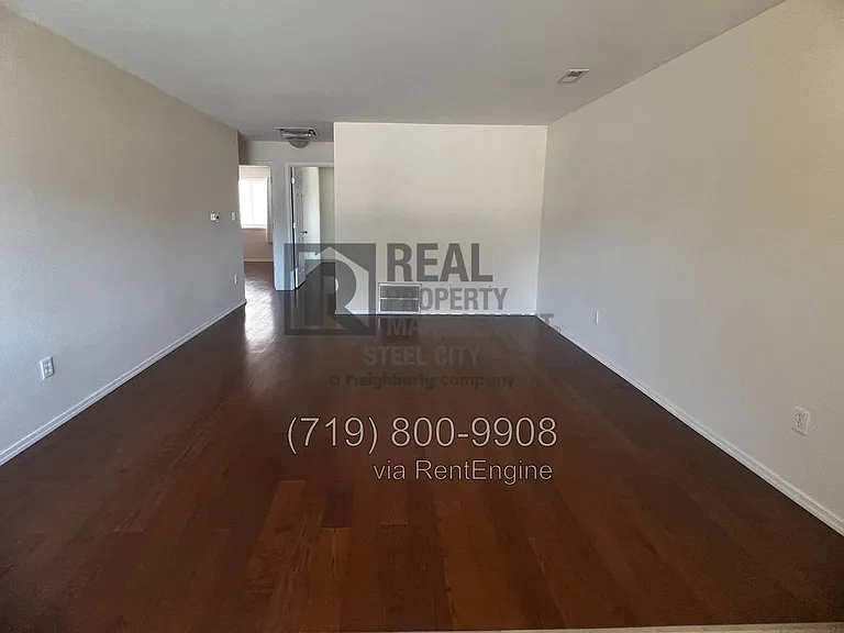 2914 Acero Ave — Photo 2