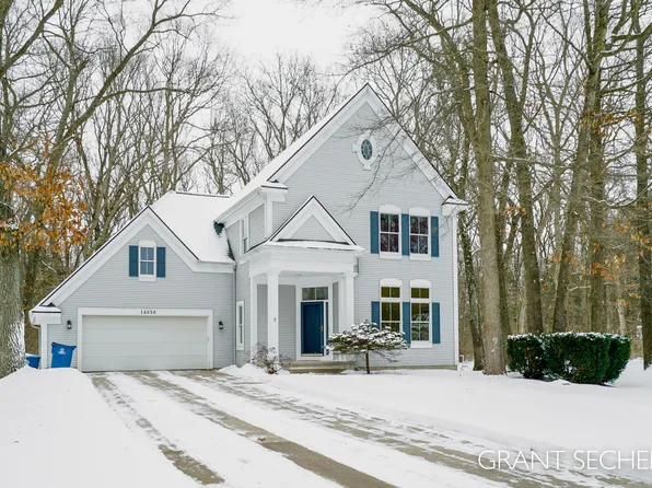 14056 Briarfield Ln, Grand Haven, MI 49417