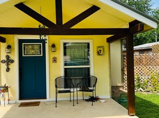 552 Diaz, Uvalde, TX 78801