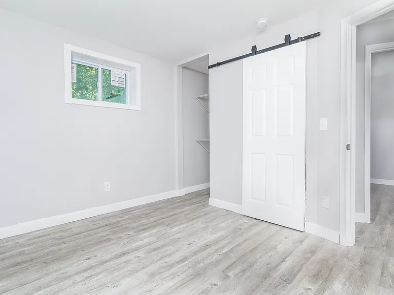 343 Rogers St — Photo 8