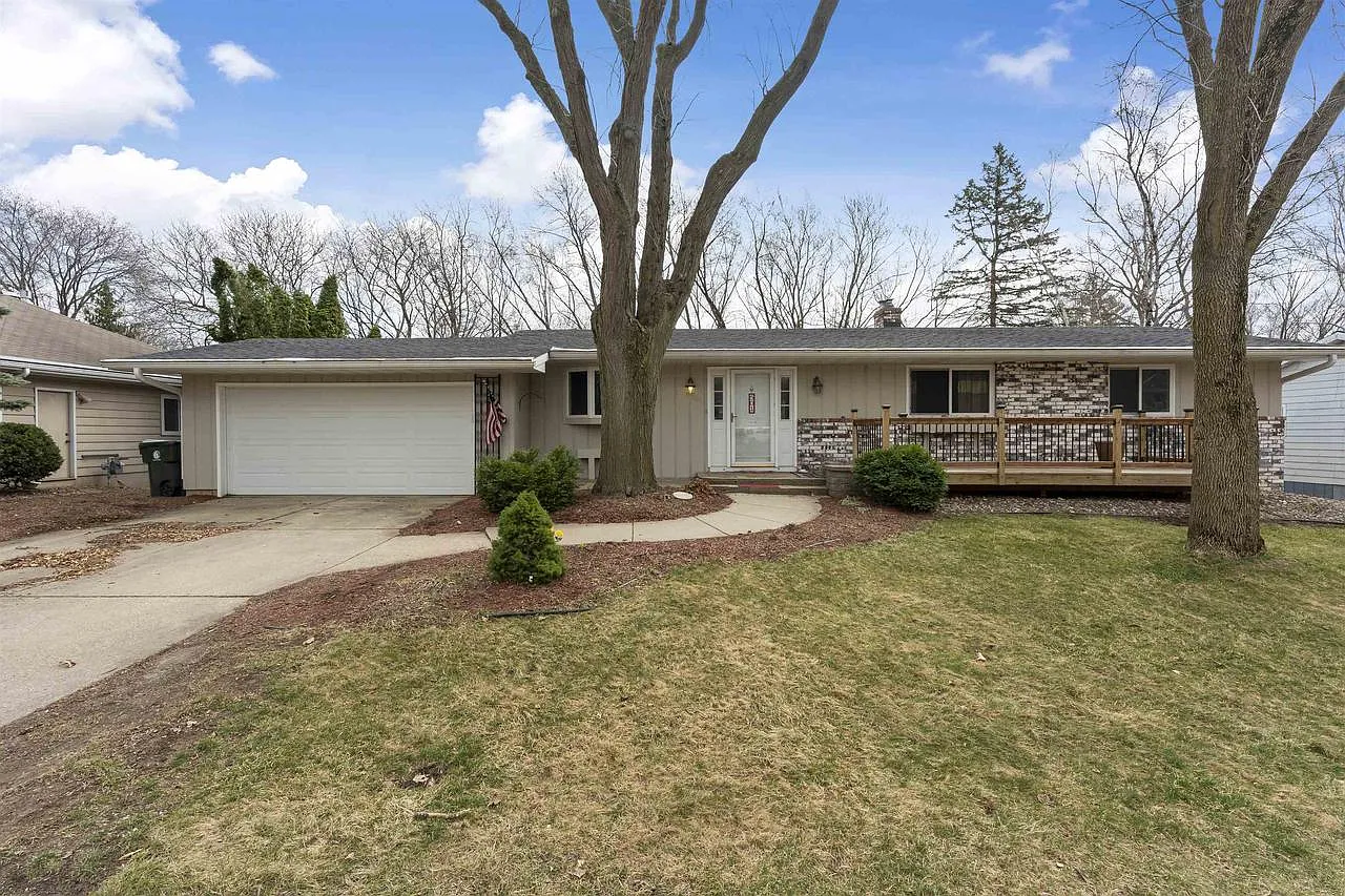 501 Valley Road photo 1