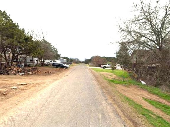 2nd image of 4256 Mistletoe Dr