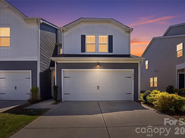 2317 Belterra Dr, Charlotte, NC 28216