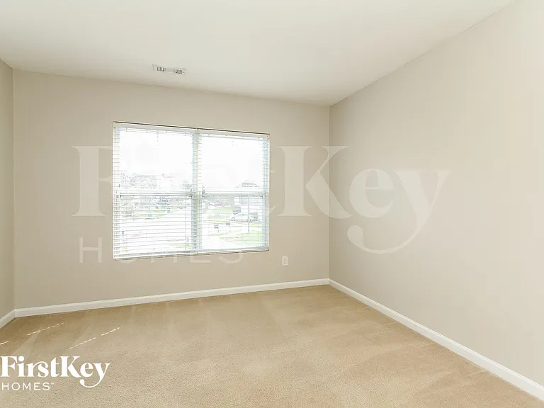 2129 Sebastiani Dr — Photo 12