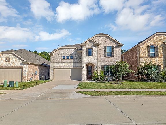 2nd image of 8005 Lindheimer Ln