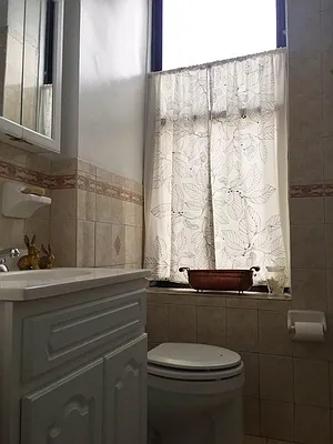 Rented by Bohemia Realty Group | media 6