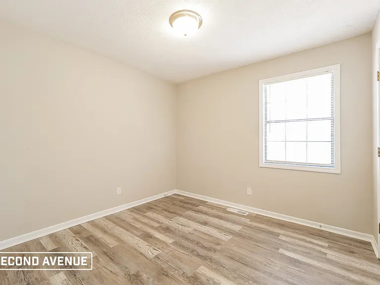117 Monroe Ave — Photo 15