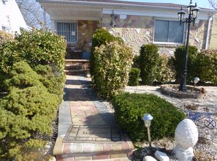 128-15 237th Street, Laurelton, NY 11422
