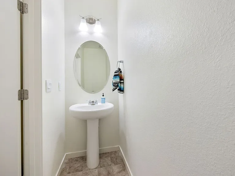 2757 Wren Dr — Photo 11