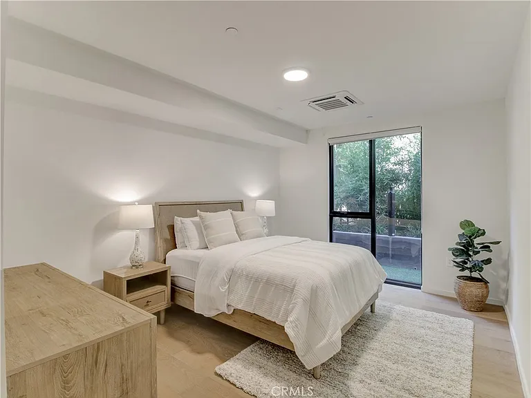 1618 Hilts Ave #103 — Photo 34