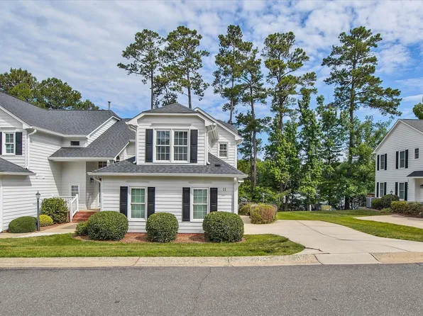 11 Lake Village Dr, Durham, NC 27713