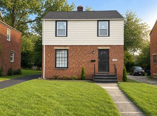 17404 Throckley Ave, Cleveland, OH 44128