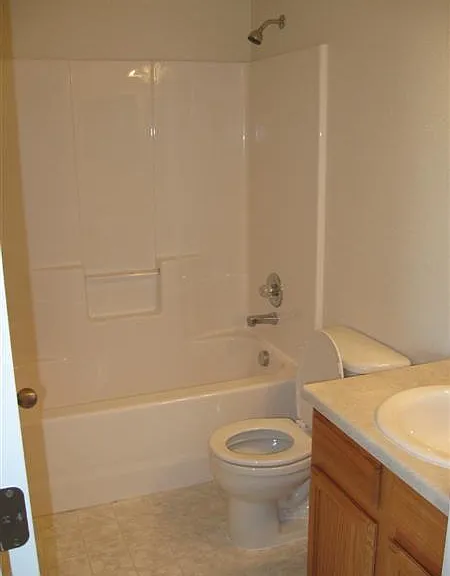 208 Country West Rd #A — Photo 9